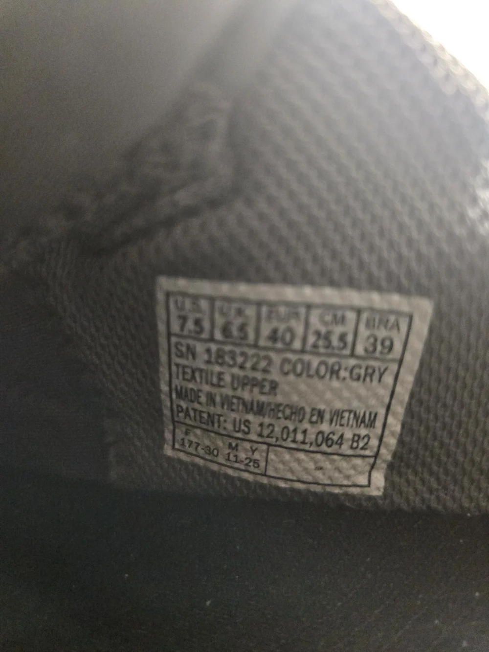 Skechers Men's Hands Free Slip-ins: Arch Fit Arcade. Mens 7.5